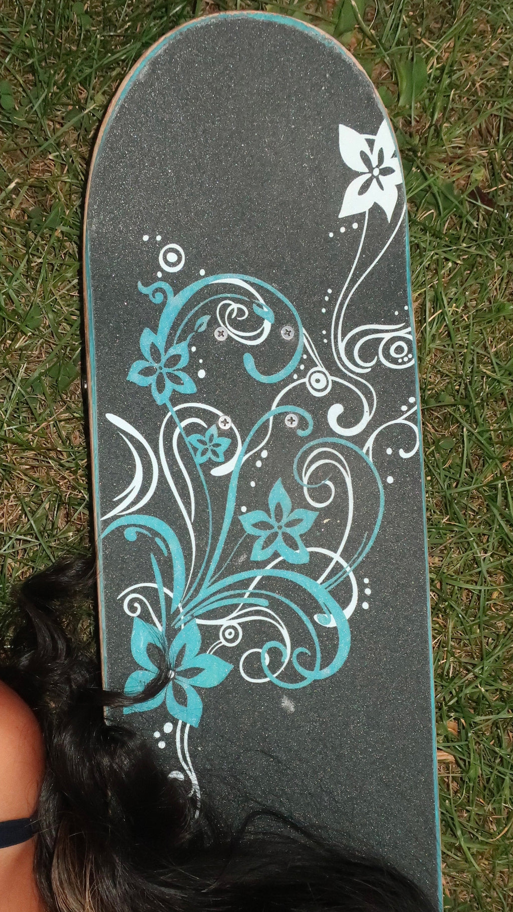 Blossom swirl grip